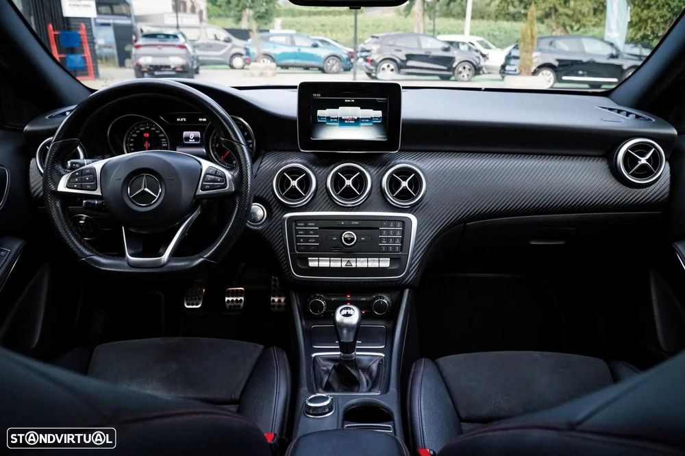 Mercedes-Benz A 180 d AMG Line - 14