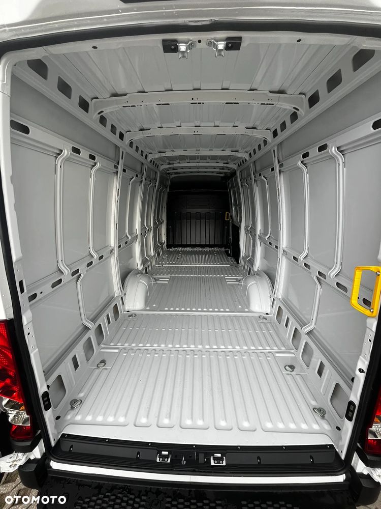 Iveco MEGA WYPRZEDAŻ Ekspozycji - Daily 35s18ha8v - 12