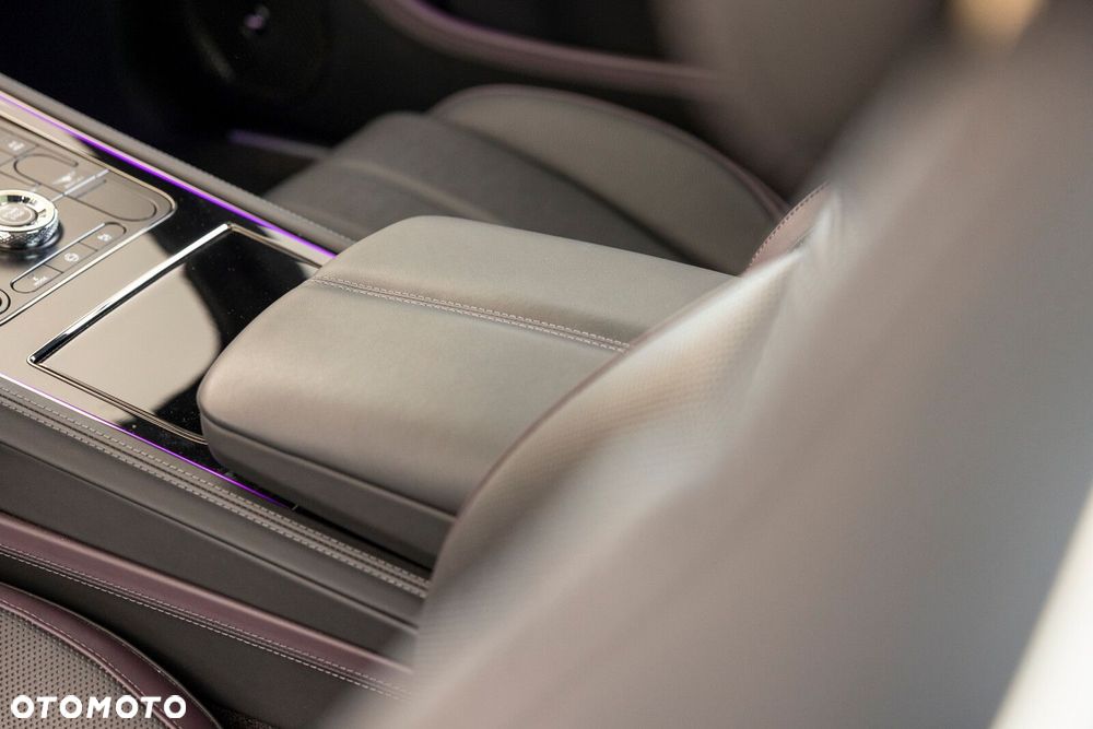 Bentley Continental GT - 32