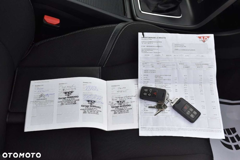 Volvo V40 T2 Geartronic Momentum - 23