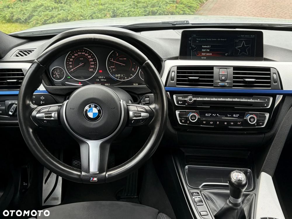 BMW Seria 3 318d M Sport - 6