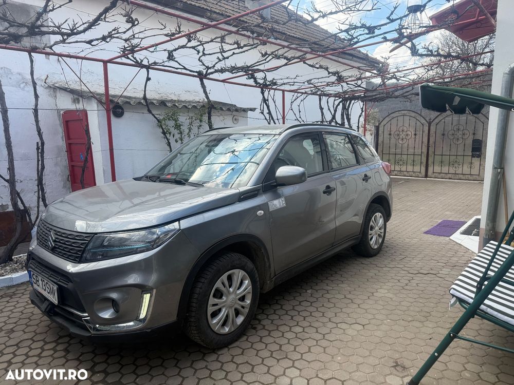 Suzuki Vitara 1.4 Boosterjet MHEV Cool - 4