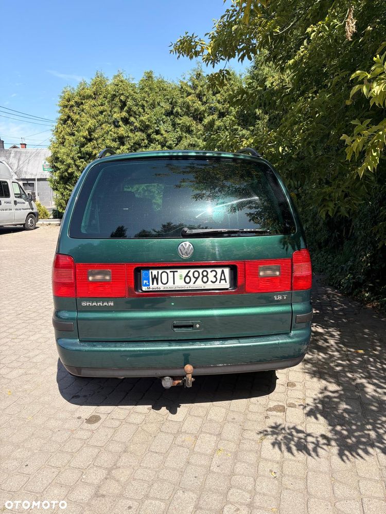 Volkswagen Sharan 1.8T Basis - 3
