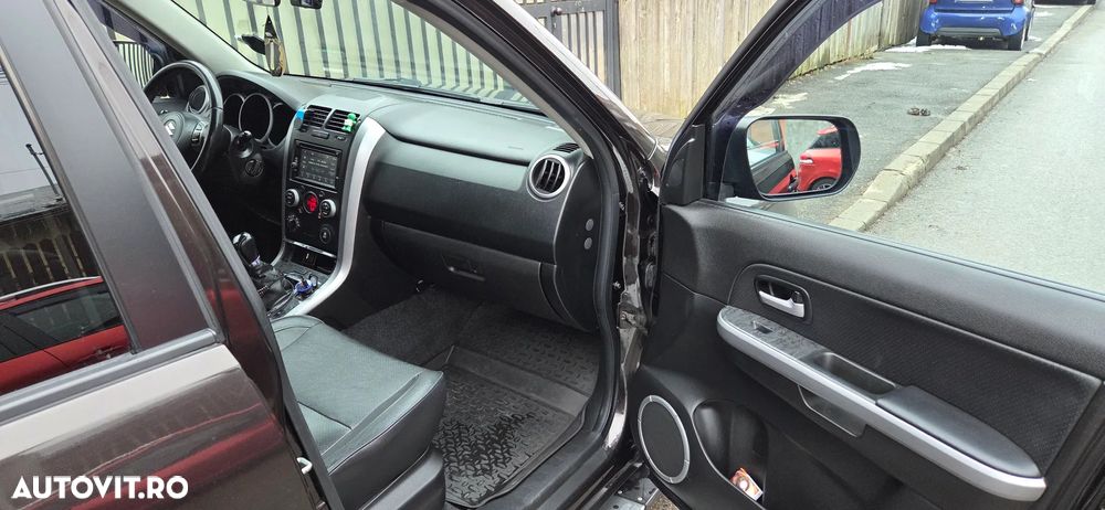 Suzuki Grand Vitara 1.9 DDIS JLX-EL - 10