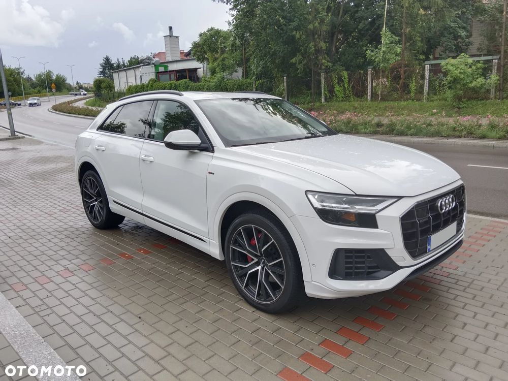 Audi Q8 SUV TFSI quattro 250 kW tiptronic S line business - 1