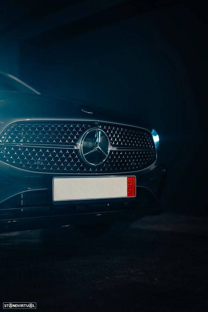 Mercedes-Benz CLA 250 e AMG Line - 4