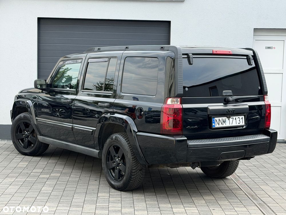 Jeep Commander - 23