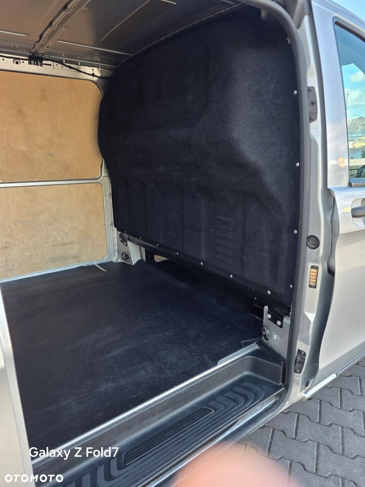 Mercedes-Benz Vito - 23