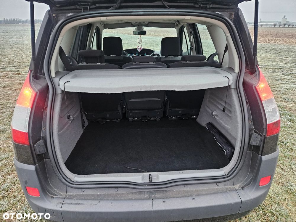 Renault Scenic 1.6 16V EXpression - 10