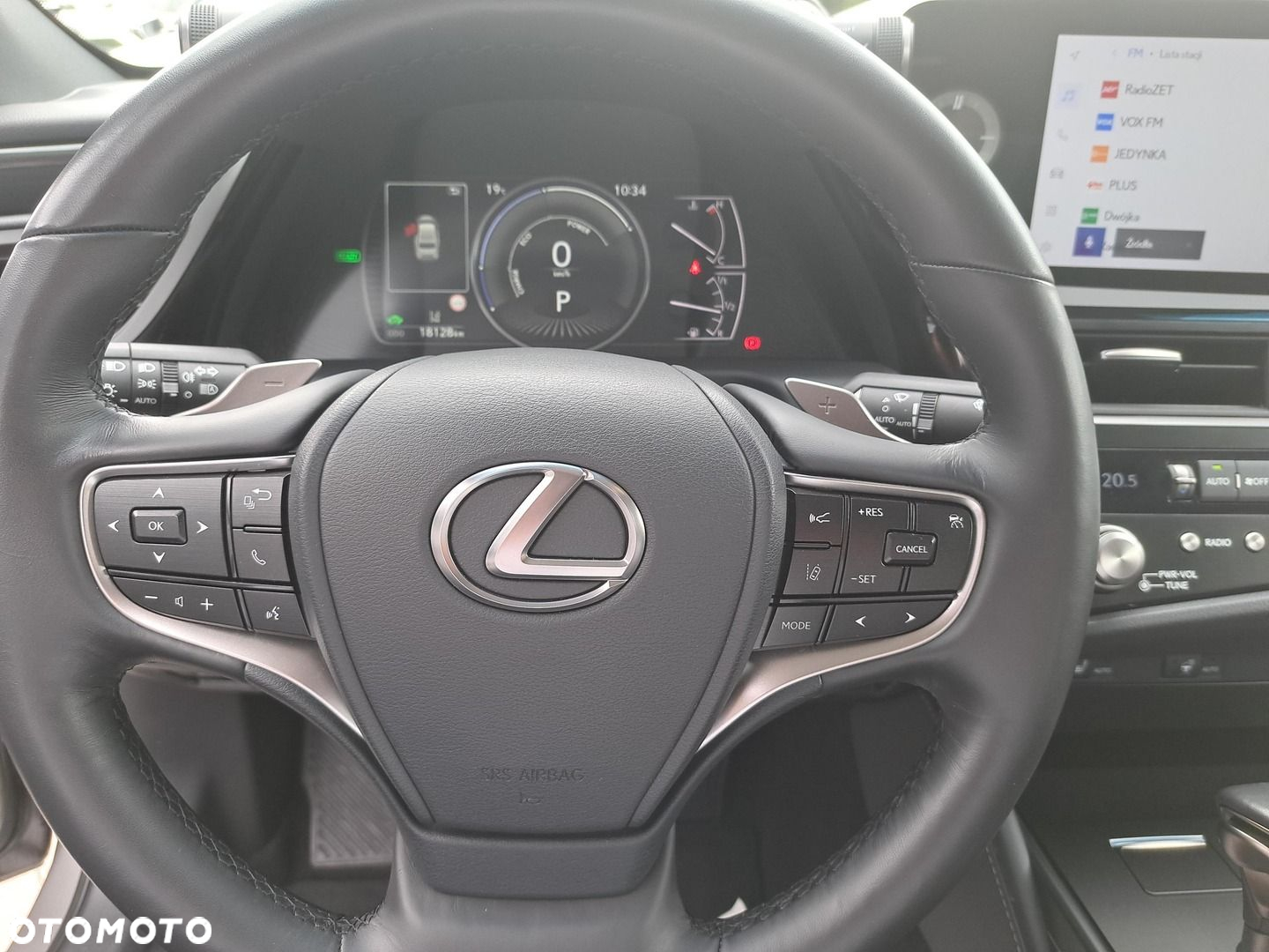 Lexus ES - 12