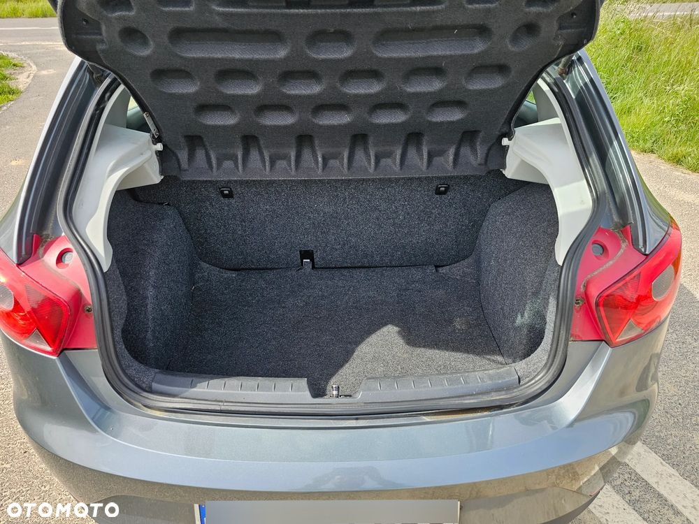 Seat Ibiza 1.2 12V Reference - 16