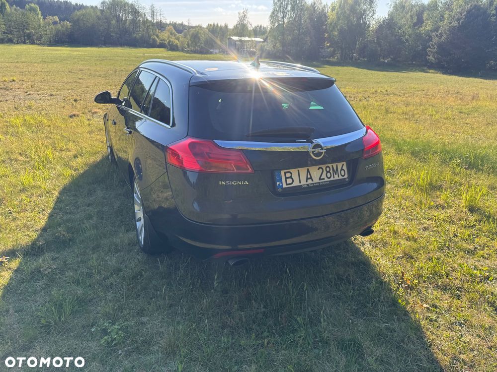 Opel Insignia 2.0 T Cosmo 4x4 - 11