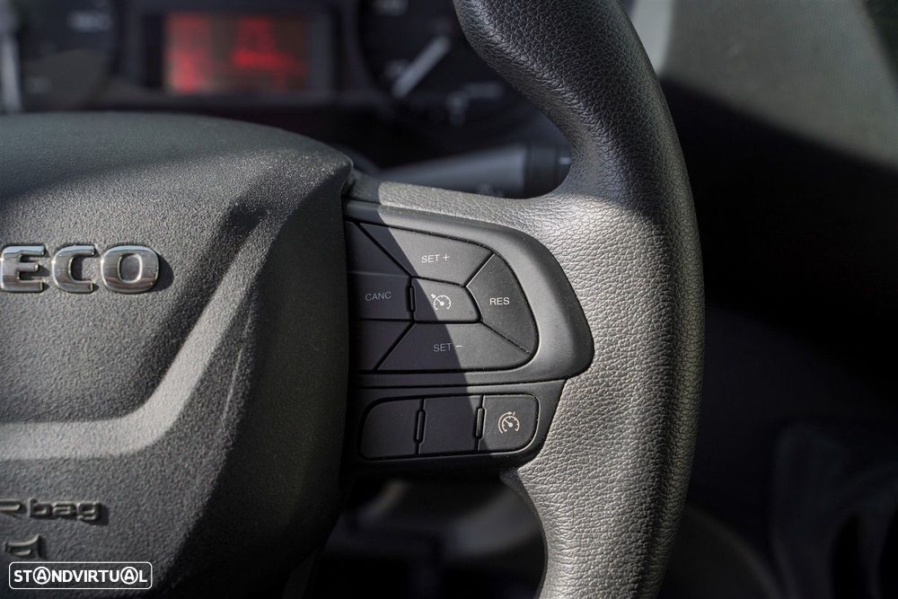 Iveco Daily 2.3 35C16V 4100 18m3 - 15