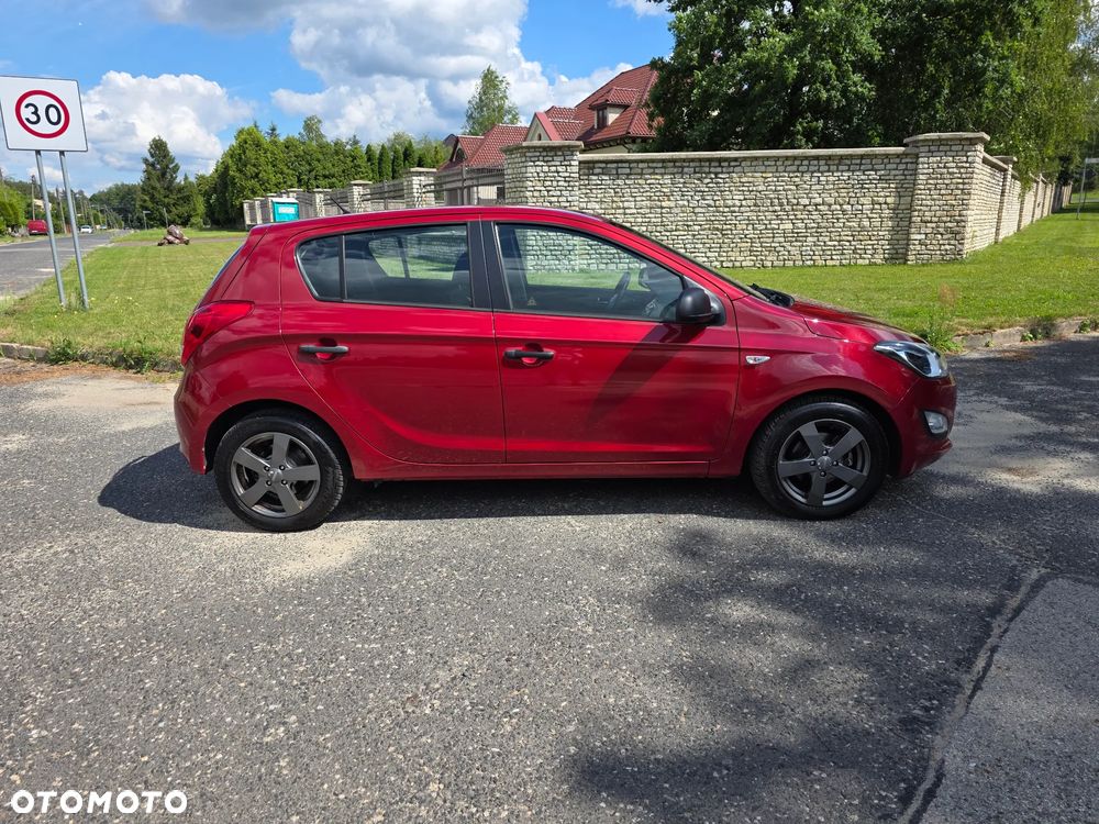Hyundai i20 1.2 Trend - 24