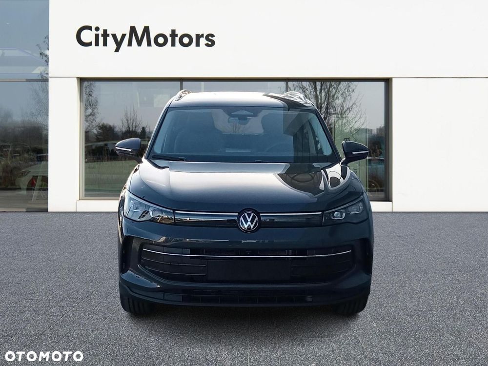 Volkswagen Tiguan - 2