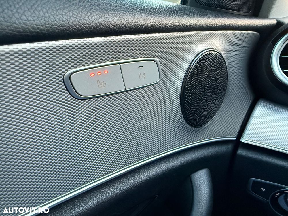 Mercedes-Benz E - 16