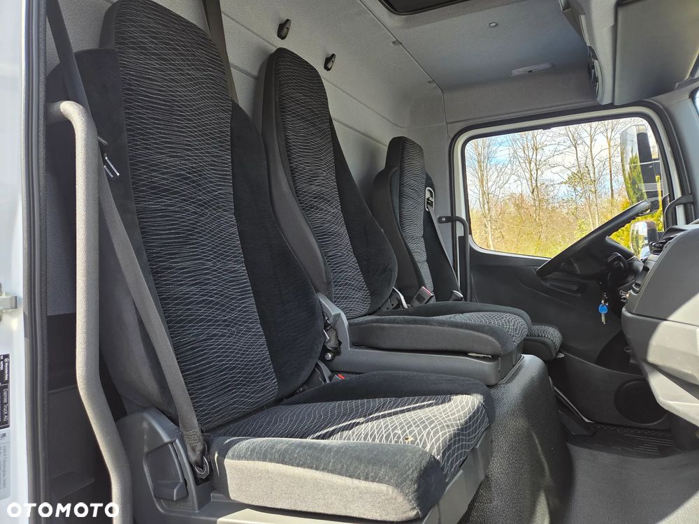 Mercedes-Benz Atego 821 - 30