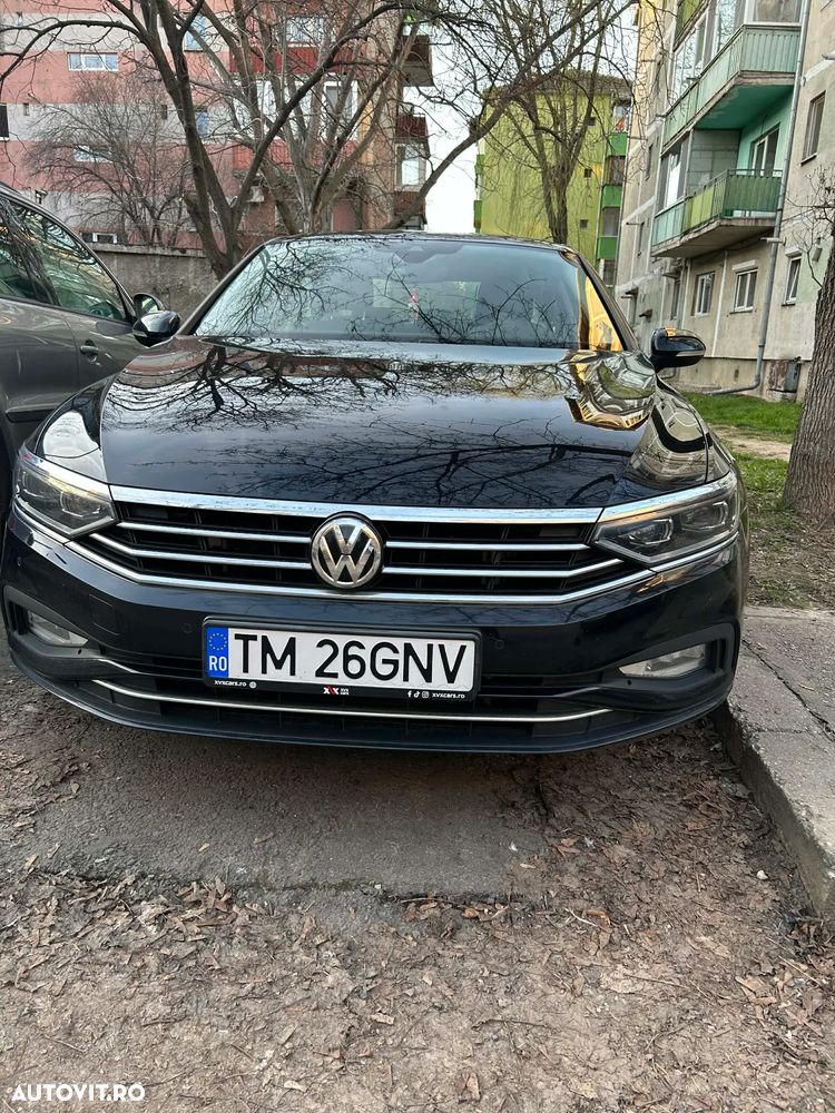 Volkswagen Passat 2.0 TDI DSG Comfortline - 9