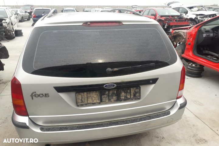 Rampa injectoare 98MFBB 2008S01470 Ford Focus 1 [1998 - 2004] wagon 5 - 8