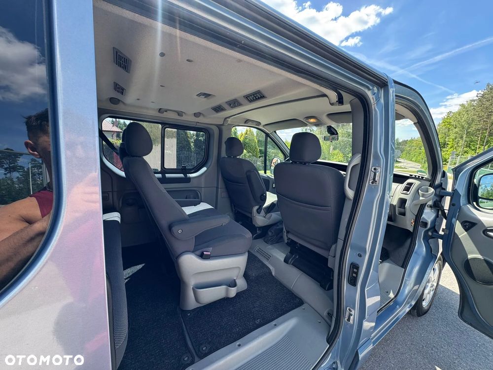 Opel Vivaro - 16