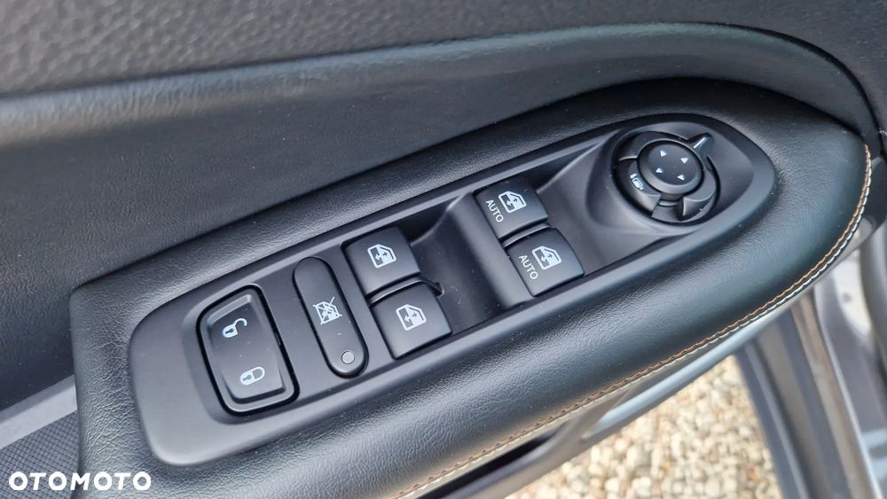 Jeep Compass 1.4 MultiAir Longitude - 21