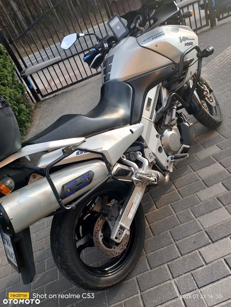 Suzuki V-STROM - 4