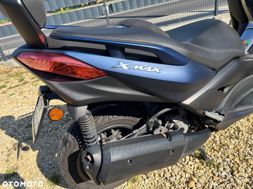 Yamaha X-max - 16