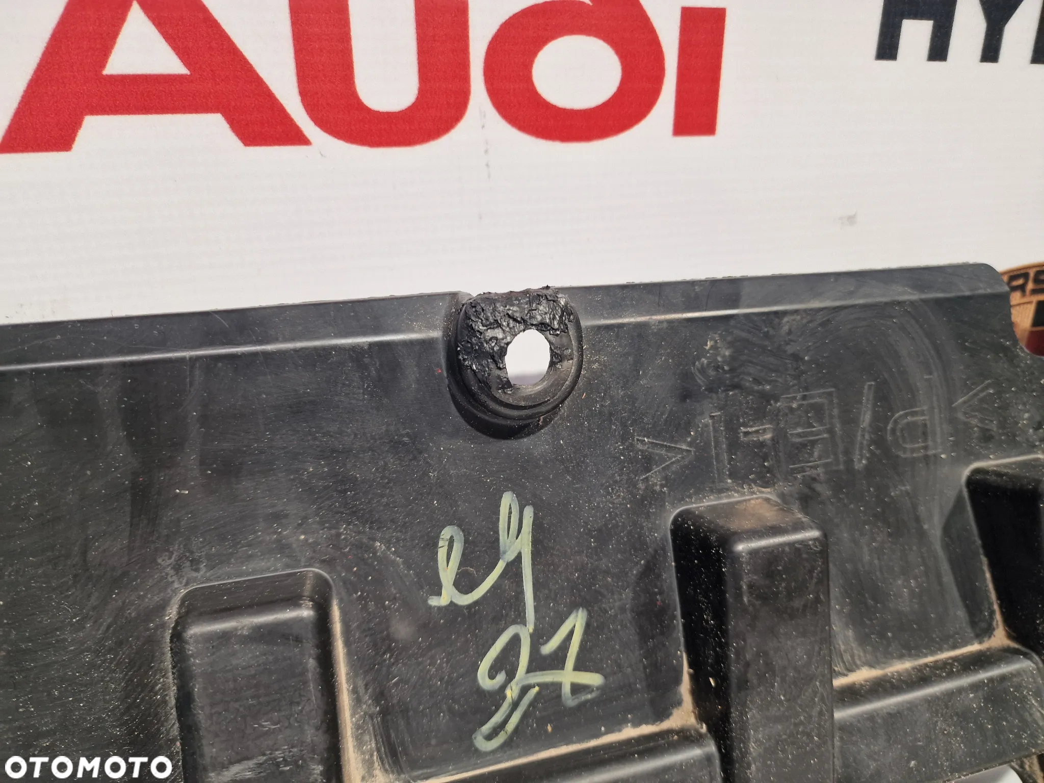 RENAUT ZEO LIFT 18- PŁYTA / OSŁONA POD ZDERZAK PRZEDNI PRZÓD , NR 622353764R , NR AUKCJI NSŁ506 - 22