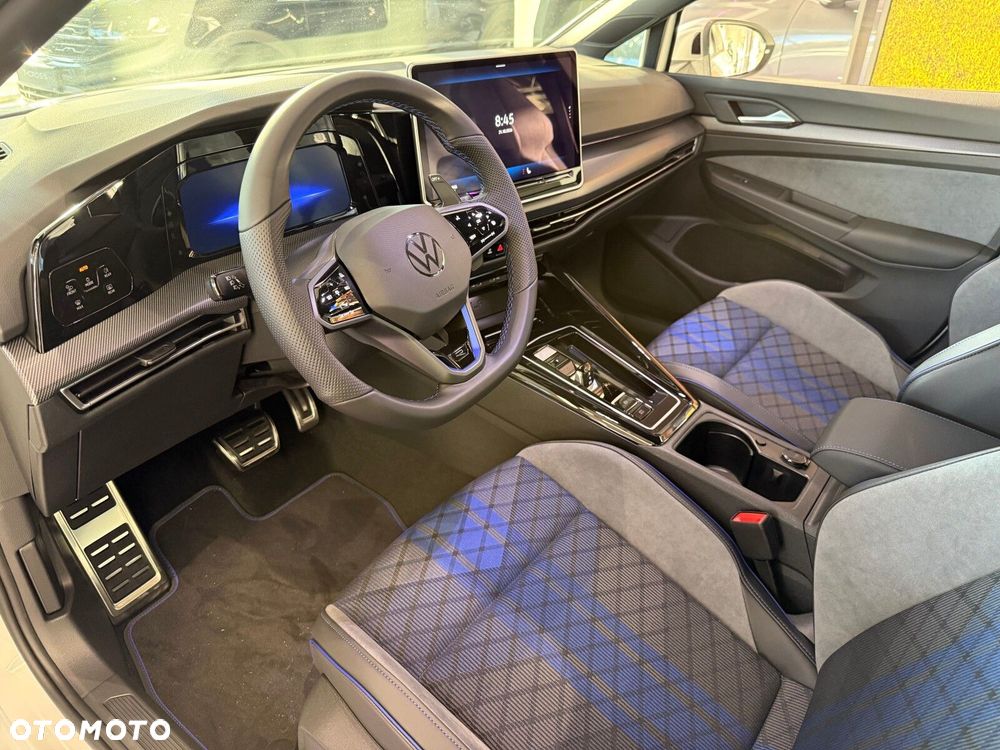 Volkswagen Golf - 12