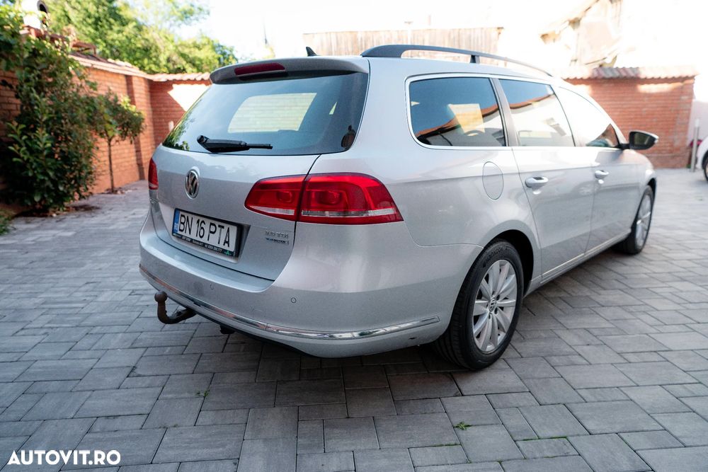 Volkswagen Passat 2.0 TDI BlueMotion Technology DSG Comfortline - 6