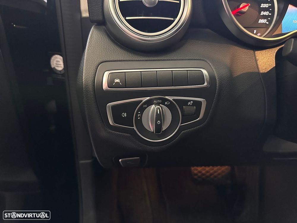 Mercedes-Benz C 300 de Avantgarde - 10