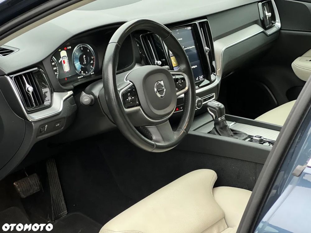 Volvo V60 - 13