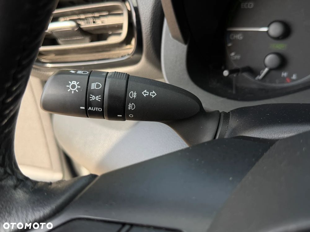Toyota Yaris Hybrid 1.5 Comfort - 27