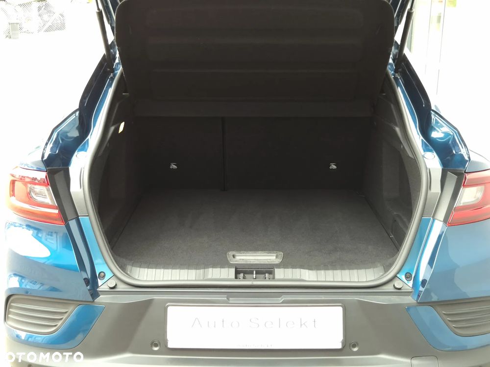 Renault Arkana 1.6 E-TECH R.S Line MMT - 23