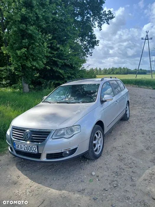 Volkswagen Passat 2.0 TDI DPF Trendline DSG - 1
