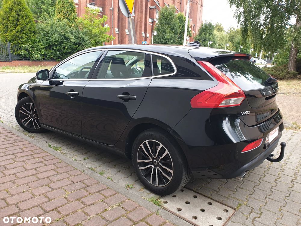 Volvo V40 D3 Inscription - 18