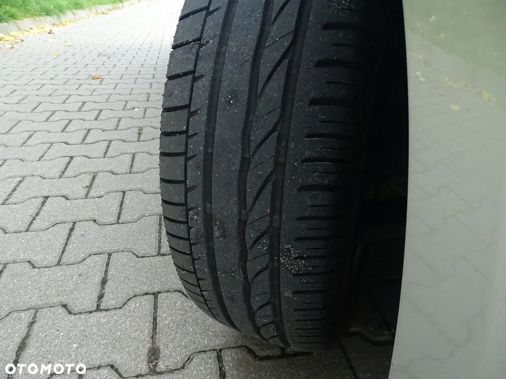 Volkswagen Golf 1.6 BlueTDI Comfortline - 27