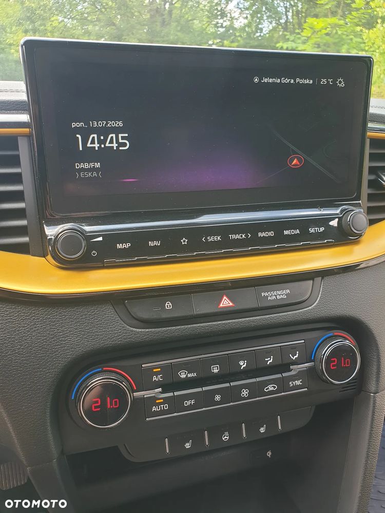 Kia XCeed 1.5 T-GDI L Business Line DCT - 13