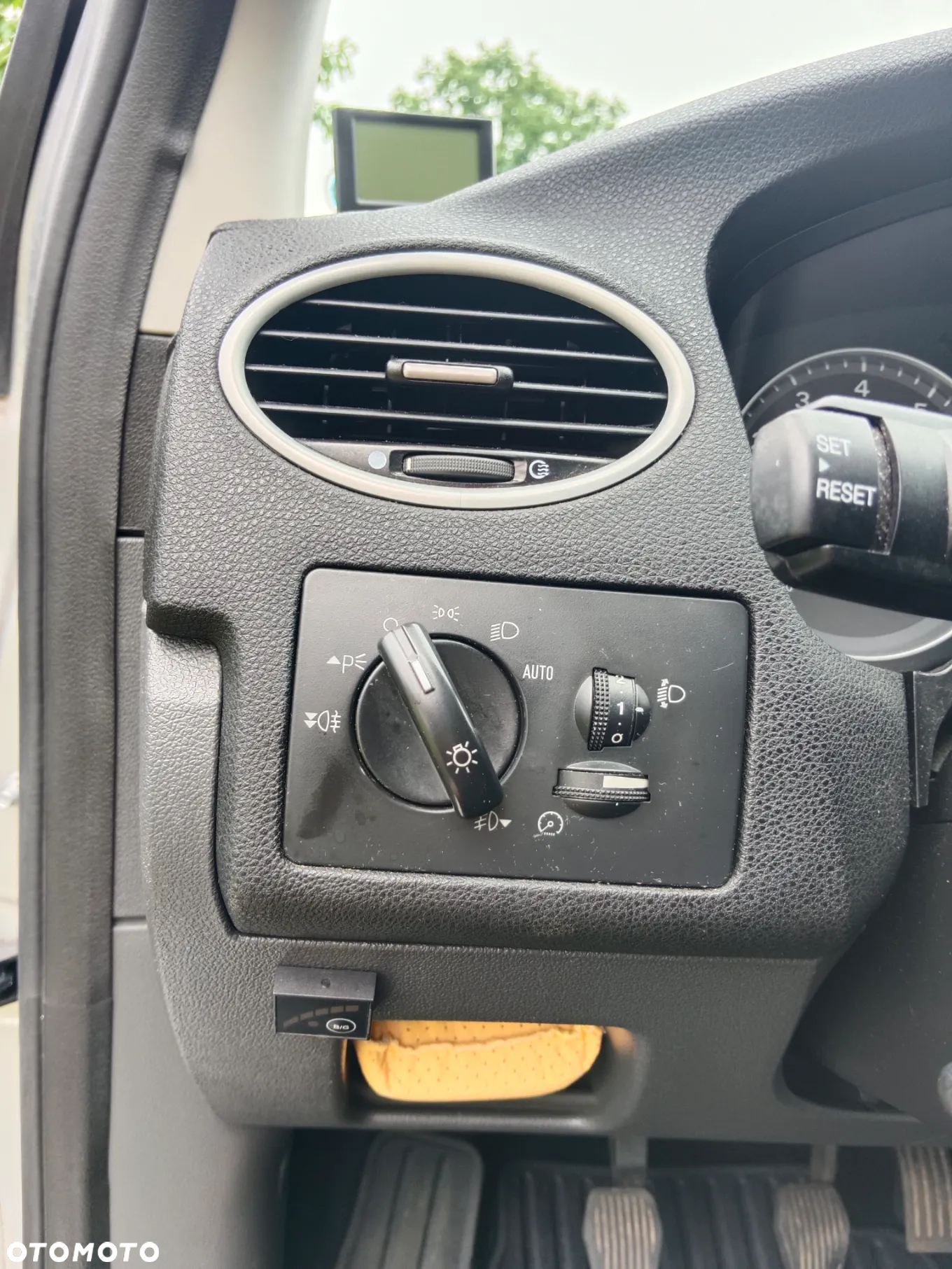 Ford Focus 1.6 Ghia - 18