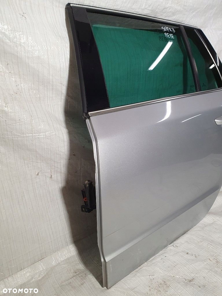 SKODA SUPERB II 3T 2011r DRZWI LEWE TYLNIE LEWY TYŁ 8E8E KOMBI - 9