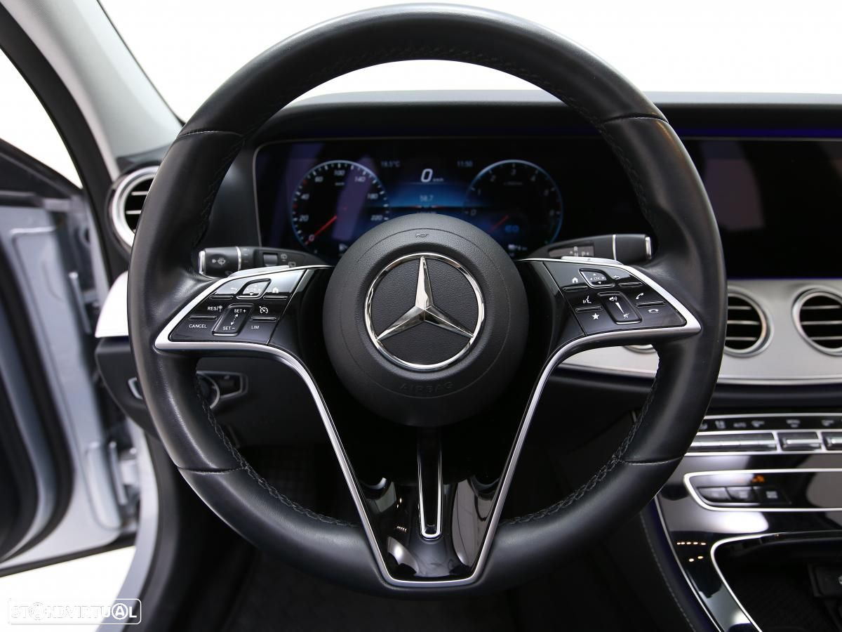 Mercedes-Benz E 300 de 4Matic T 9G-TRONIC AMG Line - 23