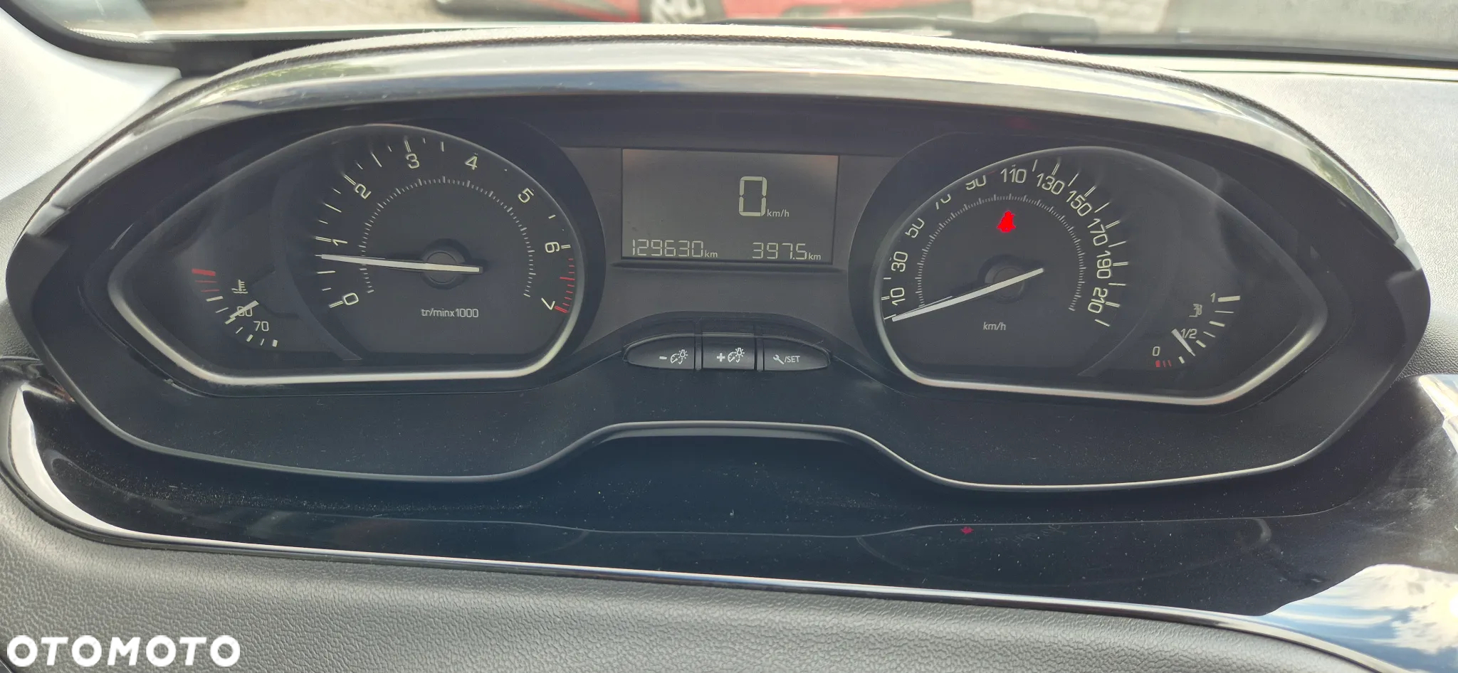 Peugeot 208 PureTech 82 Start & Stop Tech Edition - 21