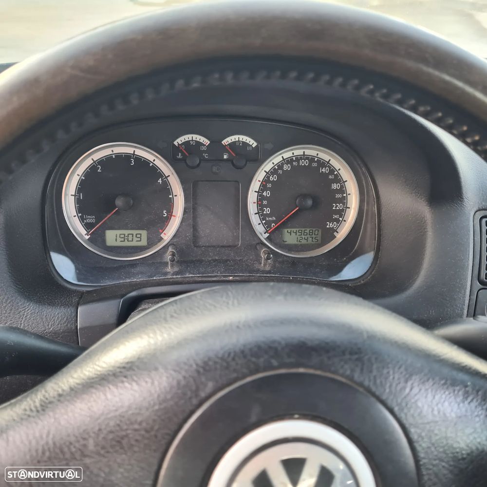VW Golf 1.9 TDi Confortline - 3