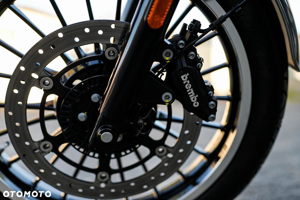 Moto Guzzi V9 - 22