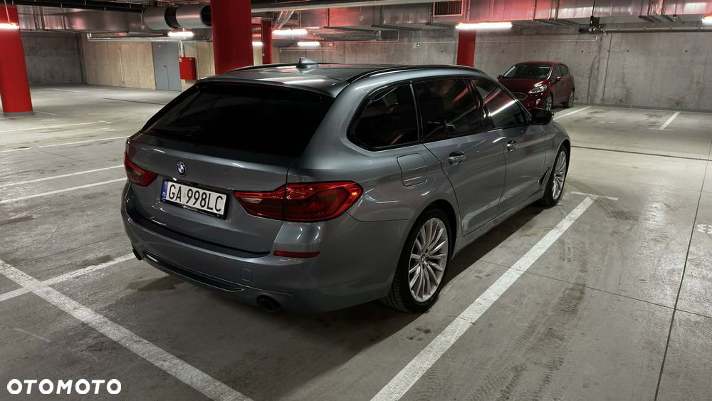 BMW Seria 5 520d Sport Line sport - 4