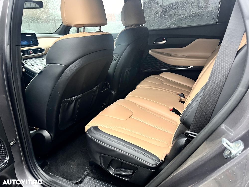 Hyundai Santa Fe 1.6 Plugin-Hybrid 4WD Signature - 17