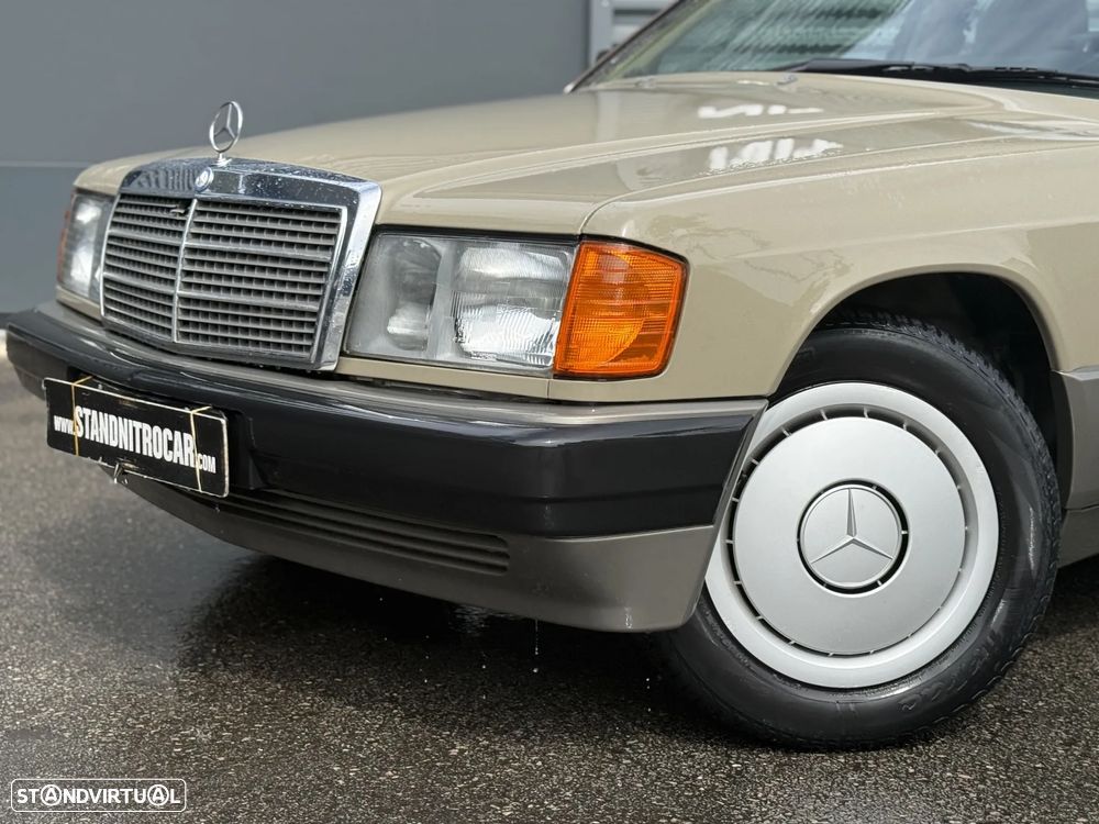 Mercedes-Benz 190 - 17