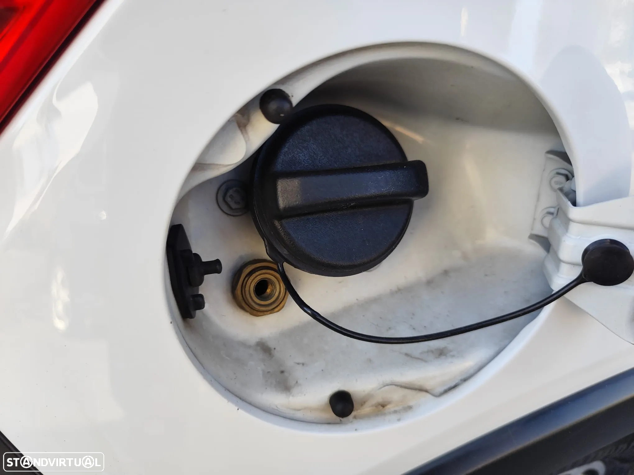 Opel Karl 1.0 Rocks FlexFuel - 19