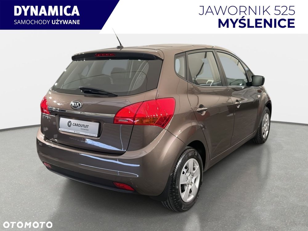 Kia Venga - 9