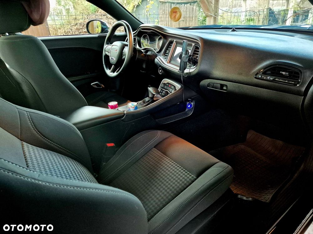 Dodge Challenger 3.6 GT AWD - 17